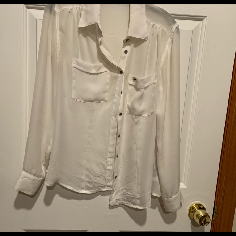 Guess off white shirt